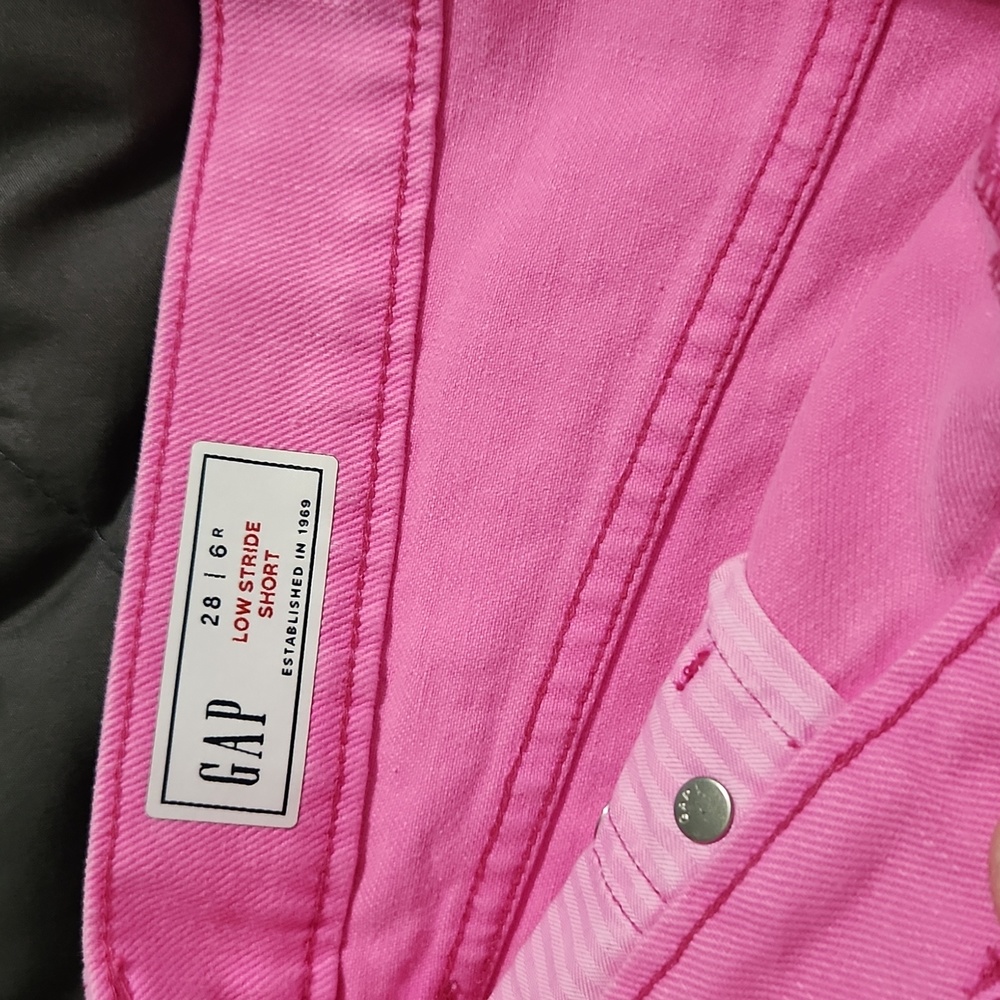 Women's GAP washwell jean shorts size 28 pink - Picture 2 of 3